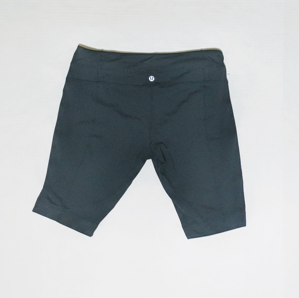 Lululemon Womens Black Leggings Shorts Size 10